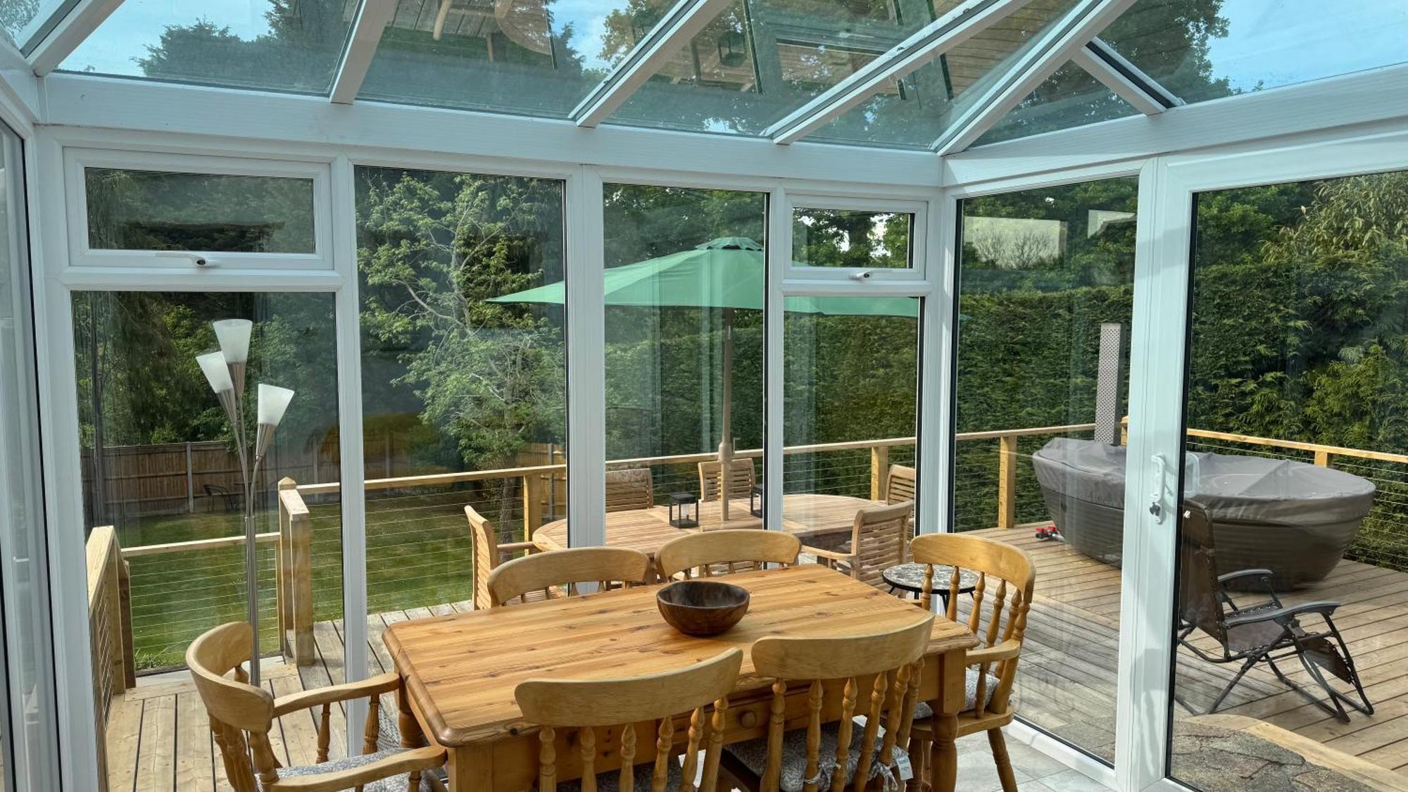 3 Bed Spa Cottage Southwater Esterno foto