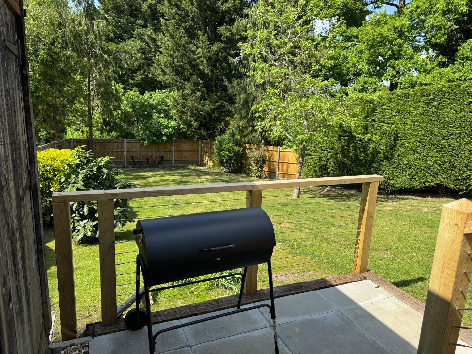 3 Bed Spa Cottage Southwater Esterno foto