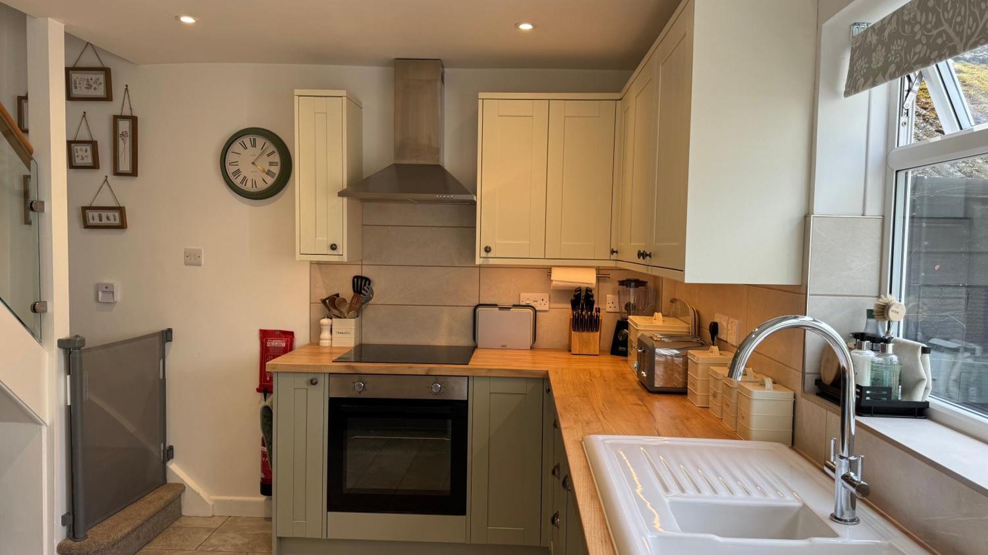 3 Bed Spa Cottage Southwater Esterno foto